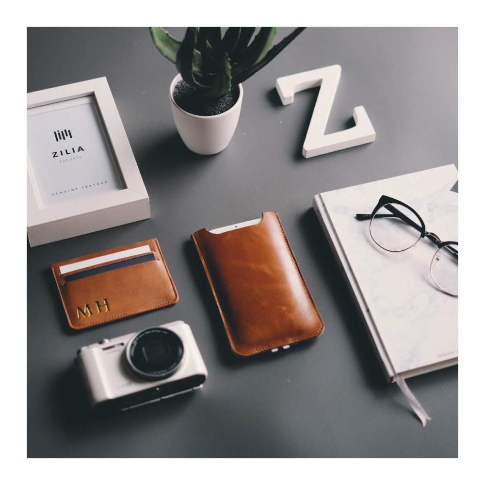LUCCA CARDHOLDER 2